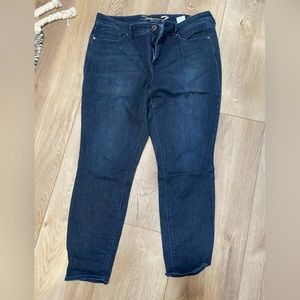 Seven jeans. Size 16. Skinny Jean